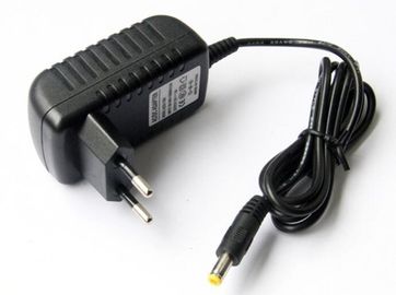 Ummauern Sie Eu des Berg-1A 12v des Stromadapter-12w/Au/uns/britischen Stecker, 5.5*2.5mm DC-Verbindungsstück