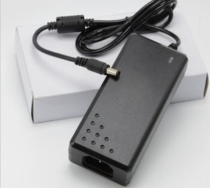 12V 5A CCTV-Stromversorgung, Wechselstrom-DC führte Stromversorgungs-Ladegerät der 60 Watt-Transformator