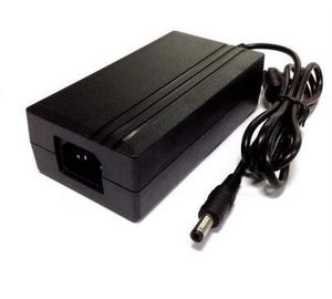 12V 5a Wechselstrom-DC-Stromadapter-Niveau 5 für CCTVs/Notizbuch 100 | Input 240v