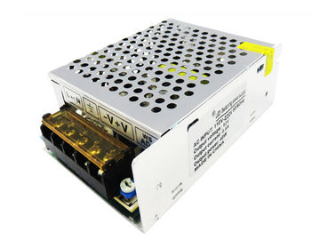 60 Watt Wechselstrom-DC-Schaltnetzteil mit Rohs CER Konverter 12V 5A FCC