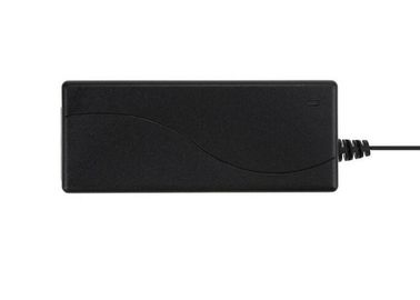 Leichtes Wechselstrom-DC-Stromadapter-Ladegerät für CCTVs/LCD-Monitor, 142*62*35MM