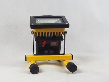 Tragbare wieder aufladbare wasserdichte LED-Flut-Lichter 10W 20W 30W 50W für Außenseite