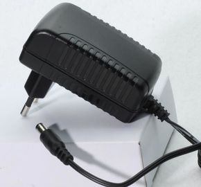 Eu Wechselstrom-/DC-Schaltleistungs-Adapter 12v 2a 2.5a fertigte DC-Verbindungsstück besonders an