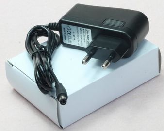 Ladegerät 4.2V 12.6V 16.8V Li Ion18650/Blei-Säure-Batterie-Ladegerät mit grünem Drehungs-Licht