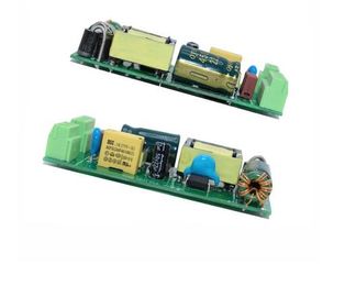 12V 1.25A 15W DC führte Schaltnetzteil mit Plastikabdeckung und Schraubklemme